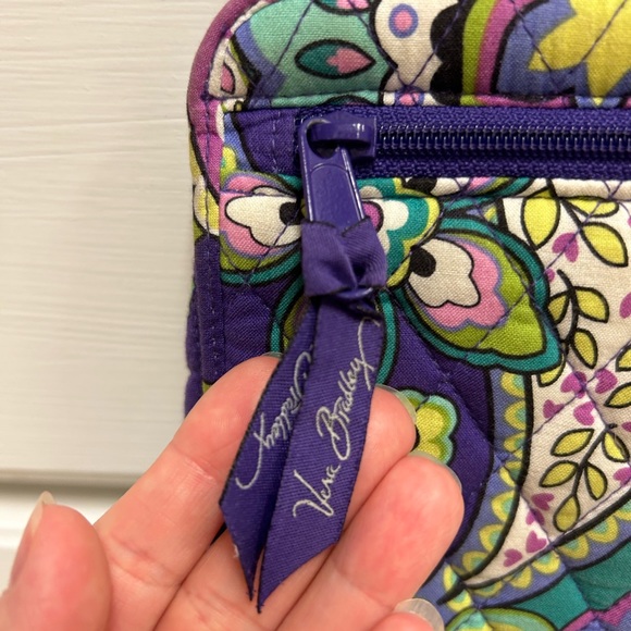 Vera Bradley hipster crossbody purse - Picture 3 of 8